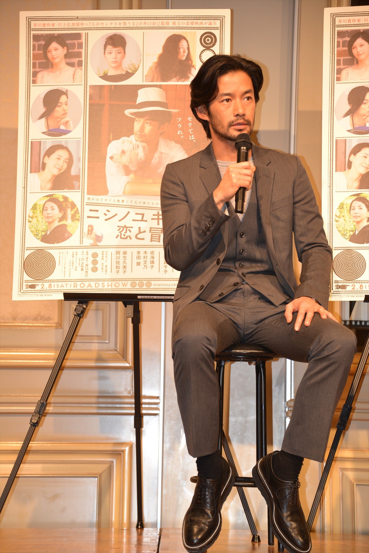 竹野内豊が人生初のファンイベントに登場　尾野真千子との熱烈キスシーンを弁明!?