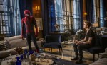 スパイダーマンvsハリー!?緊迫感MAXの『スパイダーマン2』場面写真、独占解禁