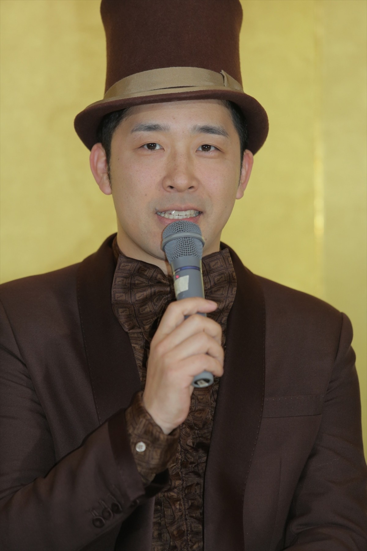 高橋愛、あべこうじとの結婚会見で「私から好きになった」と逆プロポーズを告白