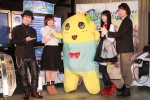 『ガンスリンガー ストラトス2』オープニングイベントに登壇した声優らとふなっしー