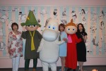 「MOOMIN！ ムーミン展」に来場した白鳥英美子、高山みなみ、佐久間レイ