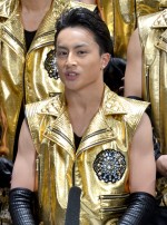 「EXILE」の新メンバーとして取材に応じた、