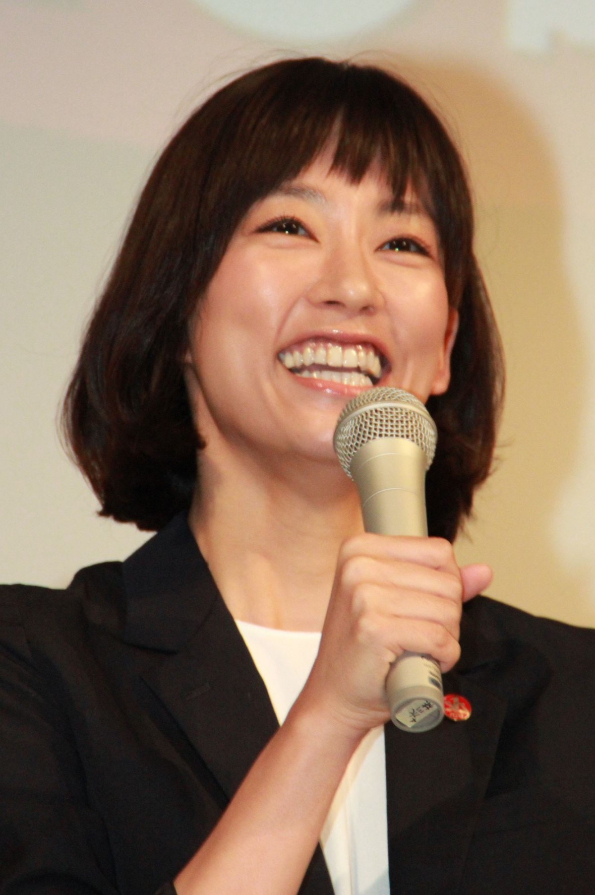 水川あさみ、猫好きを公言！「情熱をかけて接してます」