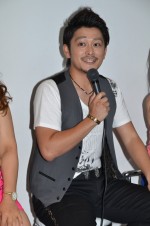 川村陽介（オラオラ君役）、『アラサーちゃん 無修正』試写会に登壇