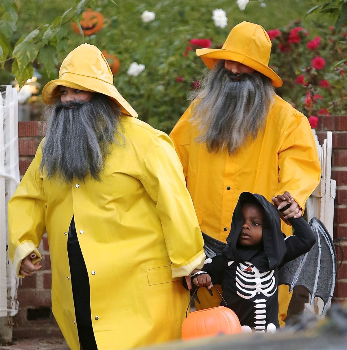 メイクも衣装も本気モード！セレブたちが弾ける仰天ハロウィン仮装フォト特集