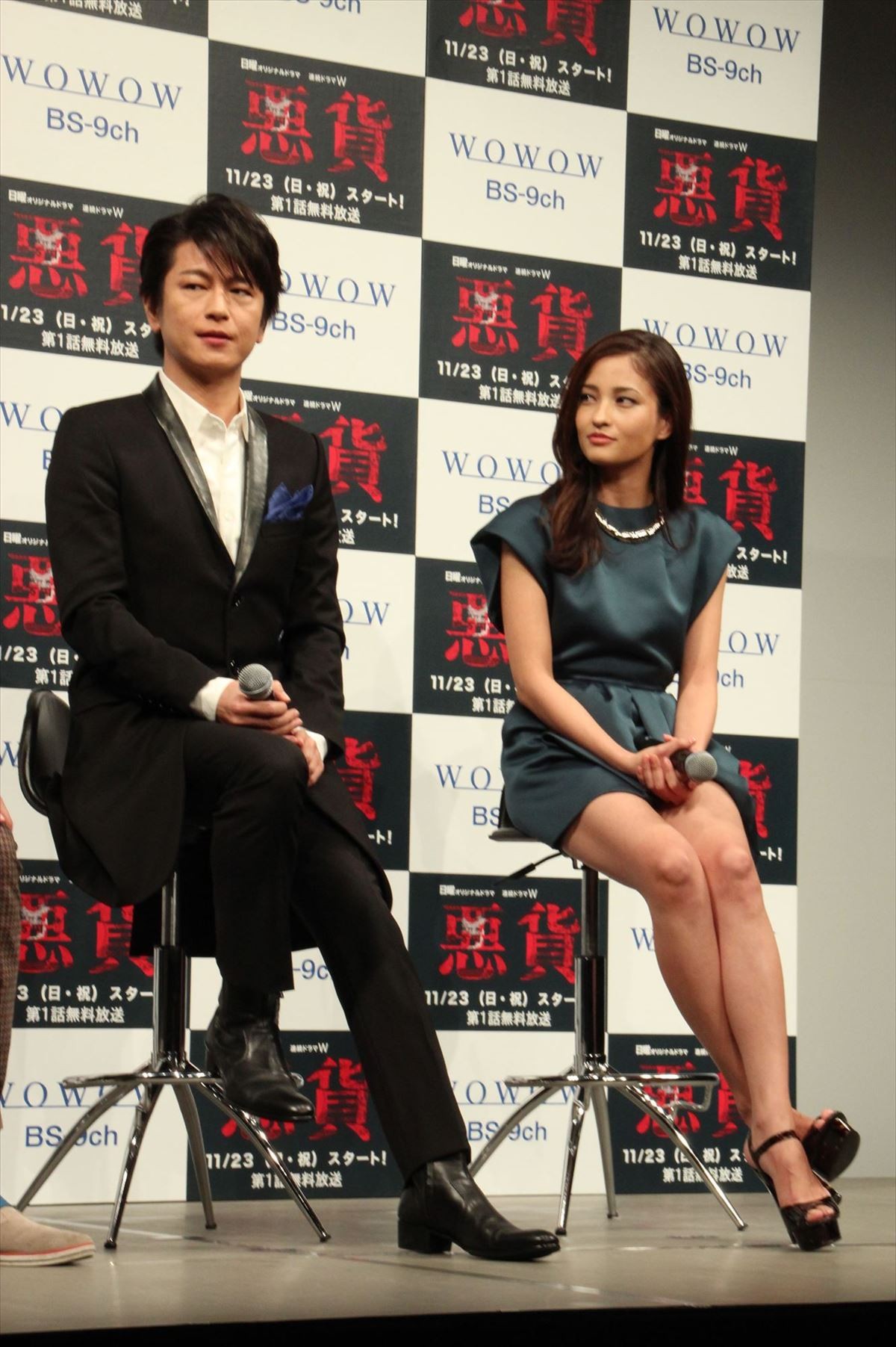 及川光博、黒木メイサに顎クイ＆お姫様抱っこで大テレ「自分にドキっとした」