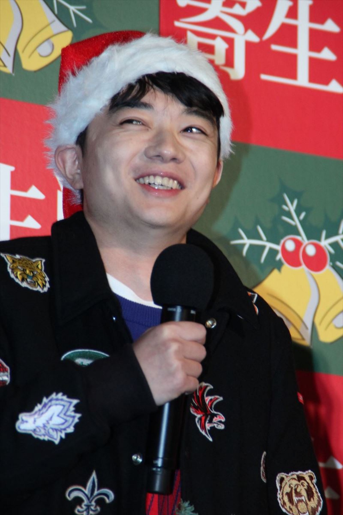 橋本愛、アントニオ猪木と「ミギークリスマス！1、2、3、ダー」