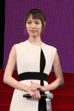 『予告犯』完成披露舞台挨拶に登壇した戸田恵梨香