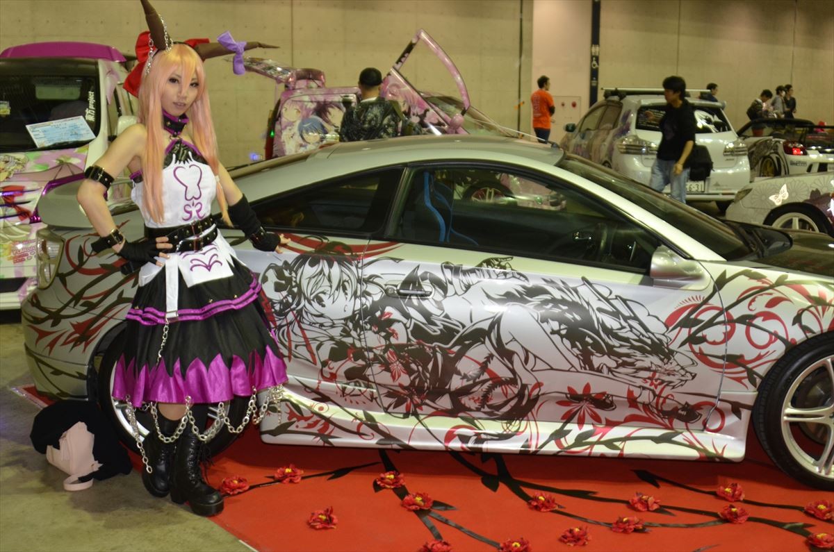 ＜ニコニコ超会議2015＞フォト特集！大相撲、コンパニオン、痛車、妖怪ウォッチ…