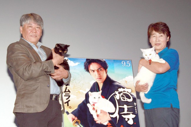 映画『猫侍　南の島へ行く』大ヒット御礼舞台挨拶の様子