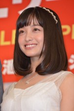 橋本環奈、第1回 クリスマス ジュエリー プリンセス賞・表彰式にて