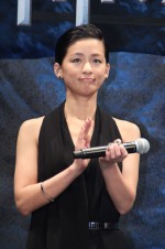 映画『エヴェレスト 神々の山嶺』完成披露試写会に登壇した尾野真千子