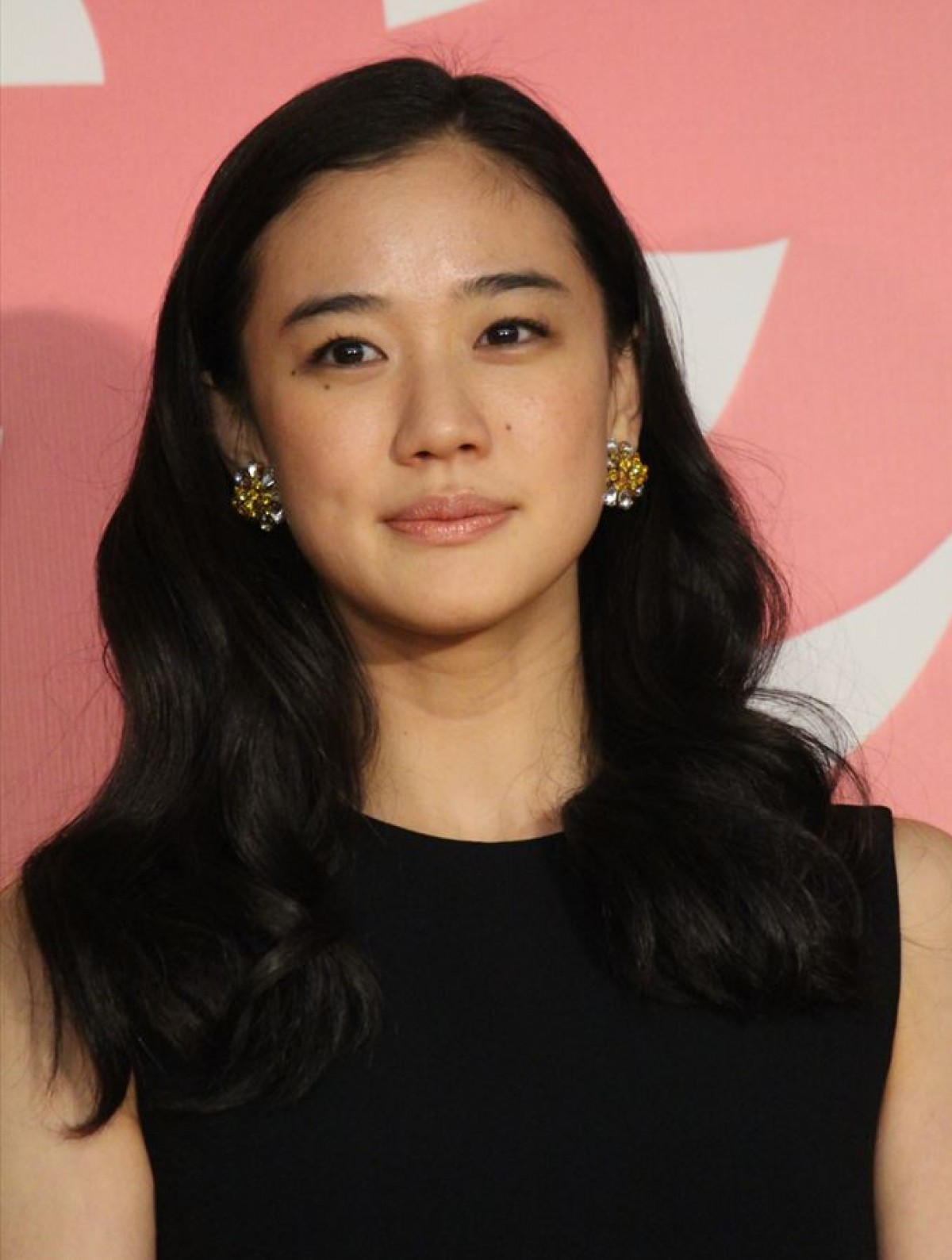 蒼井優、妻夫木聡と知り合い約10年 『家族はつらいよ』共演を語る