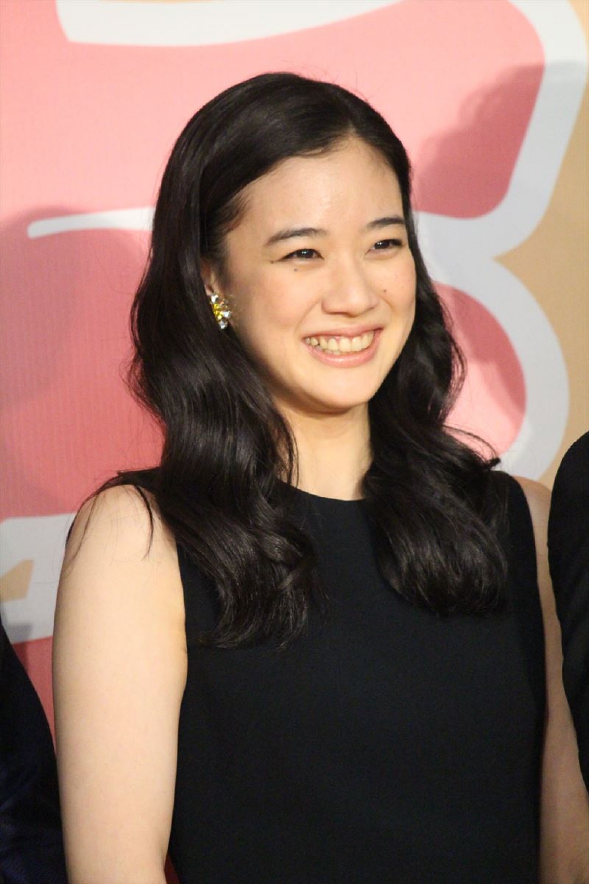 蒼井優、妻夫木聡と知り合い約10年 『家族はつらいよ』共演を語る