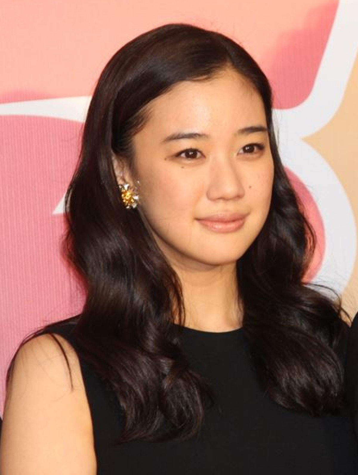 蒼井優、妻夫木聡と知り合い約10年 『家族はつらいよ』共演を語る