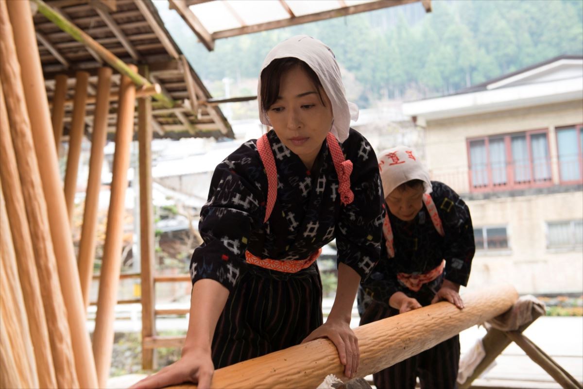 川端康成の名作『古都』映画化！ 松雪泰子は1人2役、橋本愛と成海璃子も共演