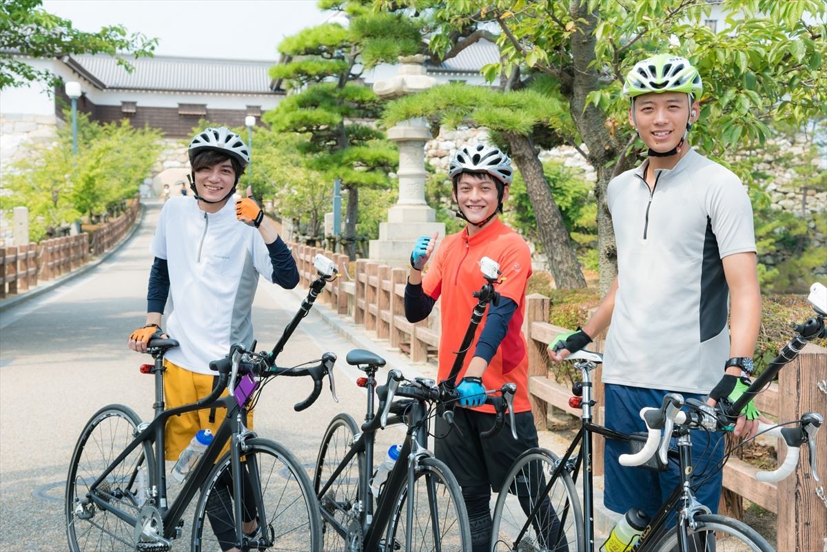 竹内涼真、慣れない“食レポ”に戸惑い「期待を感じちゃって…」