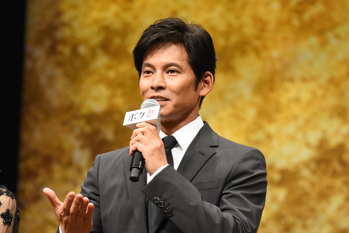 織田裕二、森カンナの「初恋の人」告白に苦笑い 「目線が厳しい」