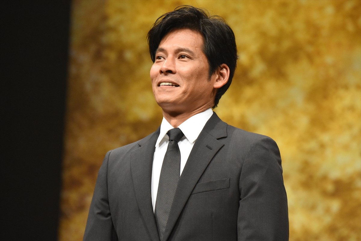 『ボクの妻と結婚してください。』完成披露試写会に登場した織田裕二