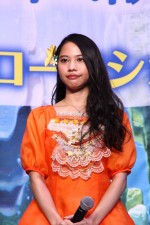 『モアナと伝説の海』監督来日イベントに出席した、屋比久知奈