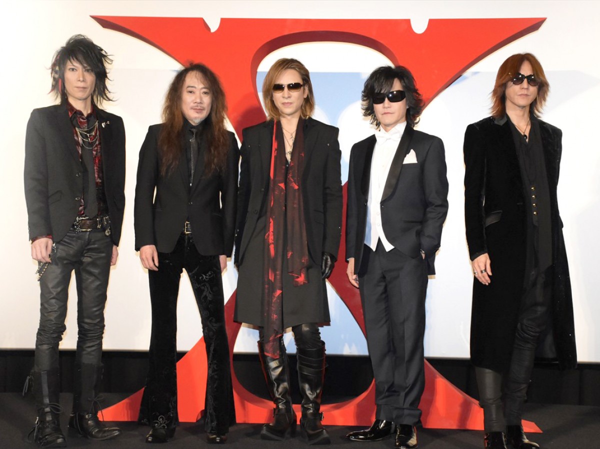 男泣きのYOSHIKI、HIDEの死後「精神科の治療を受けていた」と告白