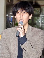 野田洋次郎（RADWIMPS）、木ドラ25『100万円の女たち』取材会に出席