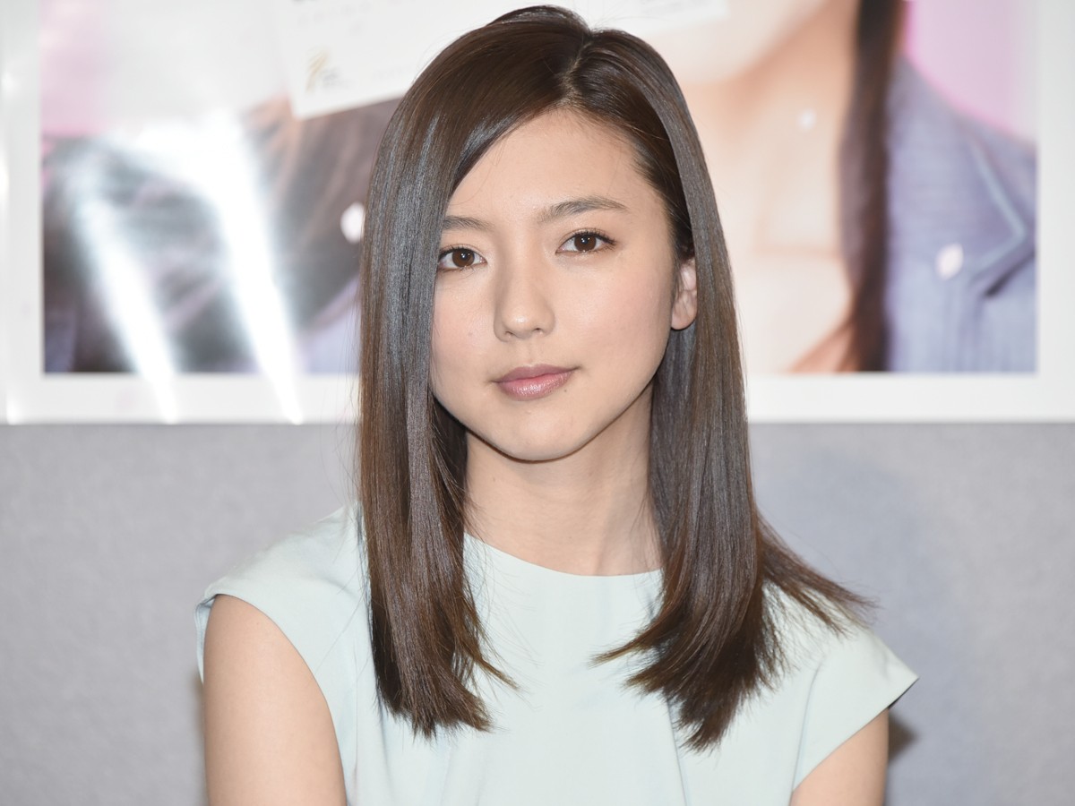 真野恵里菜、“仕事か結婚か”の2択に仕事を選ぶも「それを超えるくらいの出会いが…」