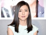 真野恵里菜、『この世にたやすい仕事はない』試写会に出席