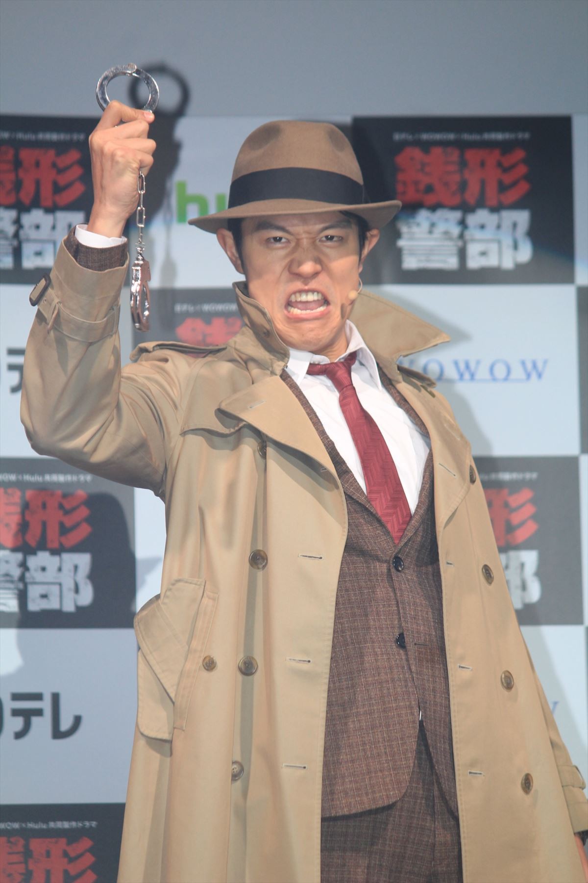 鈴木亮平、ルパン栗田貫一から「山寺宏一よりいいんだよ」 “銭形警部”お墨付き