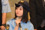 橋本環奈、『警視庁いきもの係 』記者会見に登場