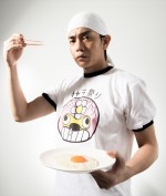 ドラマ『目玉焼きの黄身 いつつぶす？』に主演する青柳翔