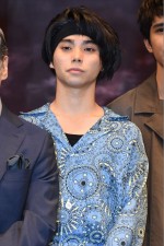 村上虹郎、『ナミヤ雑貨店の奇蹟』完成披露試写会に登壇