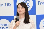 司会の山本恵里伽アナウンサー