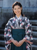 ドラマ『越路吹雪物語』に出演する瀧本美織