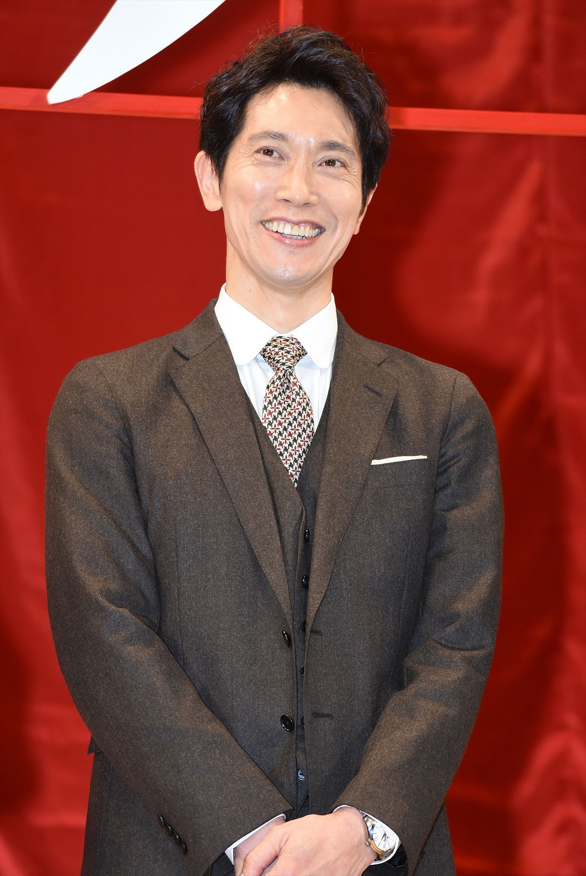 中井貴一、佐々木蔵之介ら『嘘八百』舞台挨拶に12人登壇「この舞台挨拶は正解？」