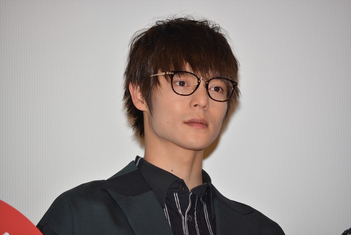 窪田正孝、血みどろを繰り広げた兄弟とは「今は仲良し！」