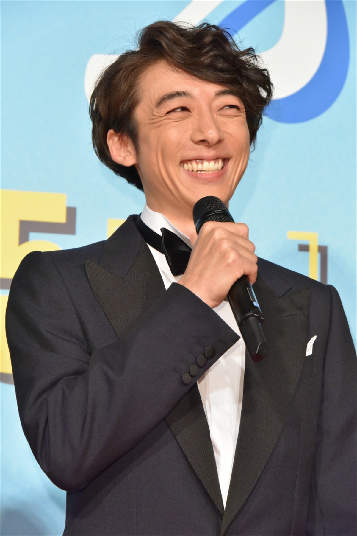 『空飛ぶタイヤ』主演の長瀬智也、初の池井戸潤作品は「挑戦」