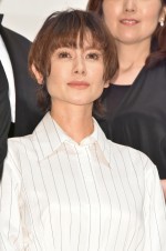 映画『孤狼の血』完成披露試写会に登場した真木よう子