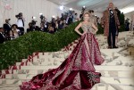 ブレイク・ライヴリー、MET GALA2018に登場