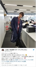 【写真】窪田正孝、『アンナチュラル』撮影初期のオフショットに「今と顔つき違う！」