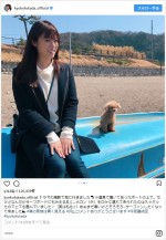 深田恭子、愛犬と一緒に海辺のドラマロケを満喫　※「深田恭子」インスタグラム