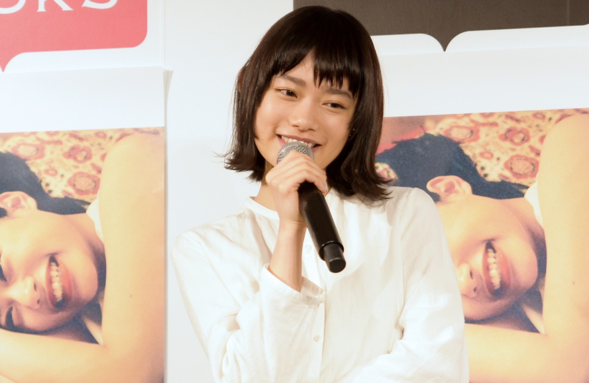 杉咲花、母・宮沢りえの結婚を祝福「お母ちゃんおめでとうございます」