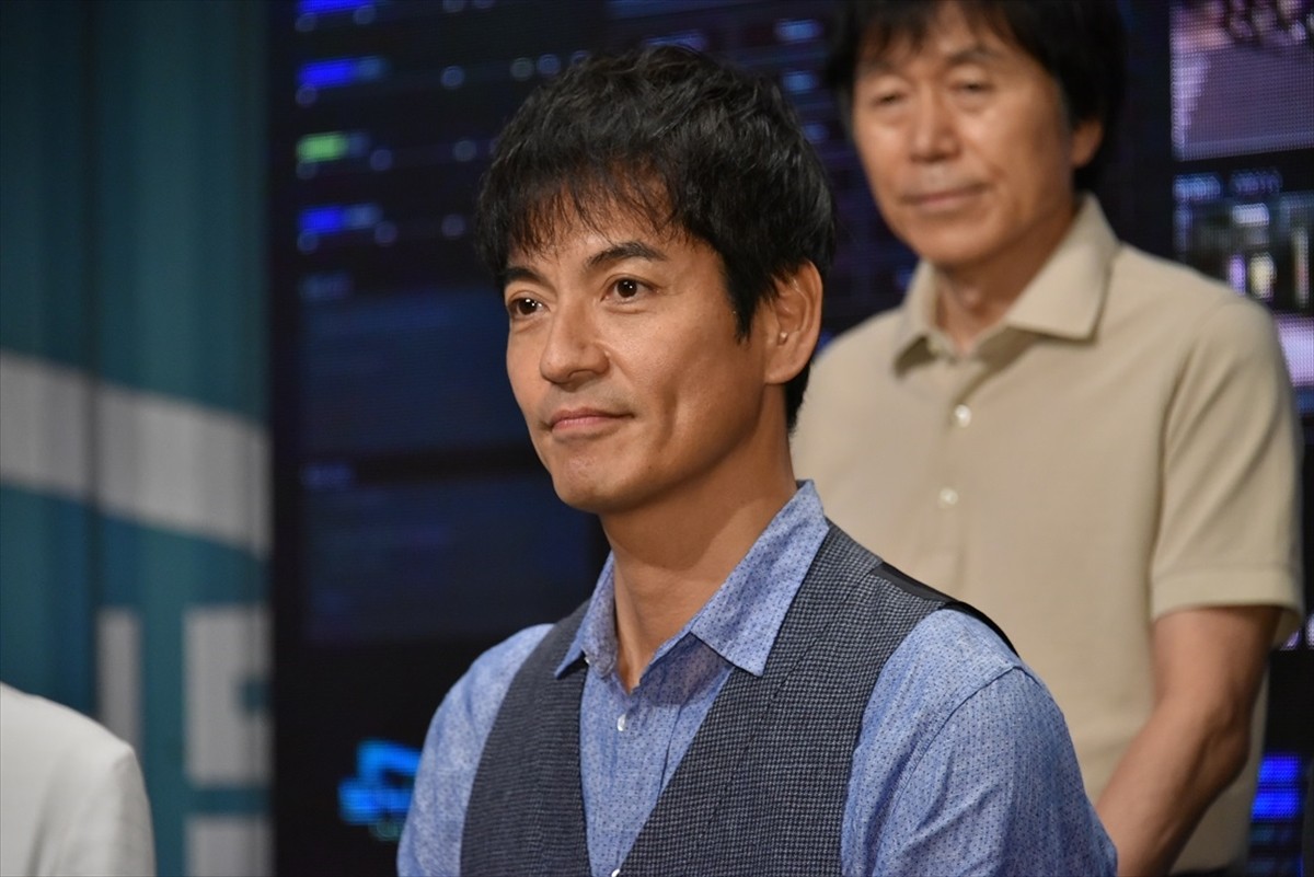 沢村一樹、50歳で月9初主演 「初体験の夜を皆さんと」エロ男爵らしくPR