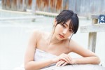  【写真】武田玲奈、温泉入浴ショットも