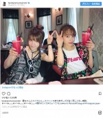 高橋愛と“愛れな”コンビでタイでCM撮影　※「田中れいな」インスタグラム