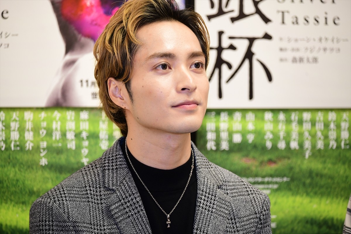 中山優馬、主演舞台でウクレレに挑戦！ 「一生懸命稽古したい」