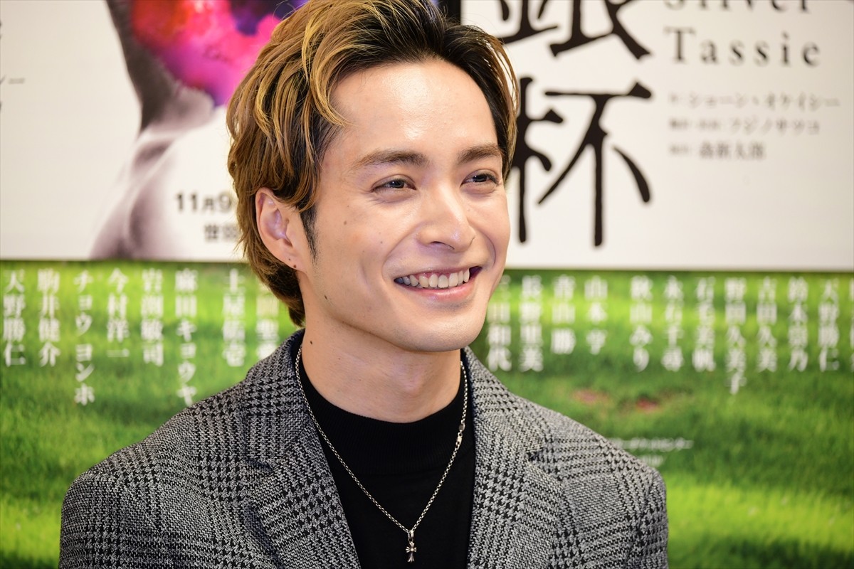 中山優馬、主演舞台でウクレレに挑戦！ 「一生懸命稽古したい」