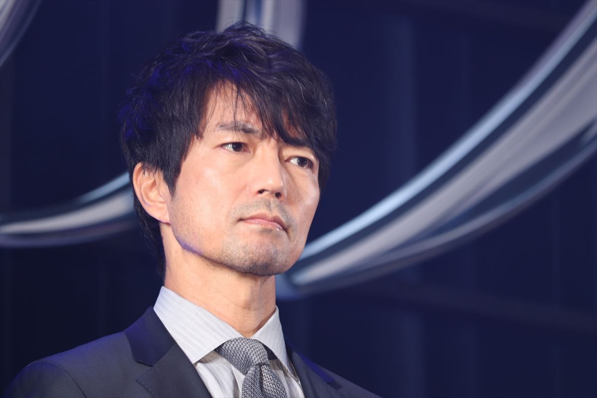 滝沢秀明、芸能界引退は「さよならではなく、行ってきます」