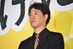 映画『こんな夜更けにバナナかよ 愛しき実話』完成披露試写会に登壇した大泉洋