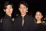 映画『こんな夜更けにバナナかよ 愛しき実話』完成披露試写会にて